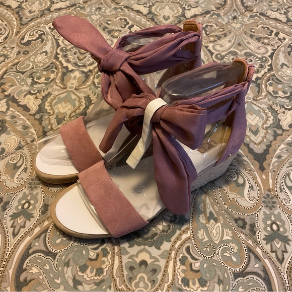 NWT UGG Trina Wedge Pink Dawn Women’s Sz.7.5 - Picture 2 of 12